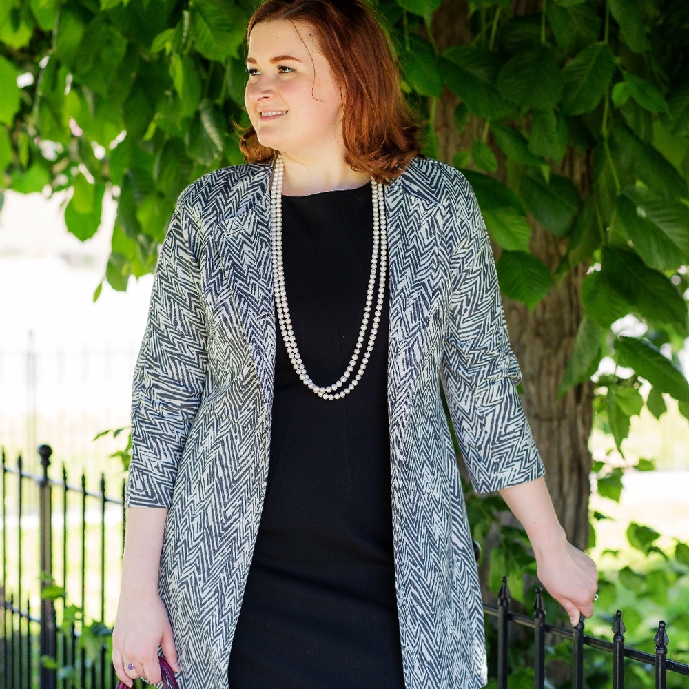 SOLD ⬇️ Cabi Zig Zag Tea Length Topper Coat - Picture 8 of 8